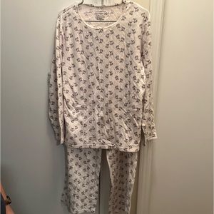 Croft and Barrow long sleeve pajama set